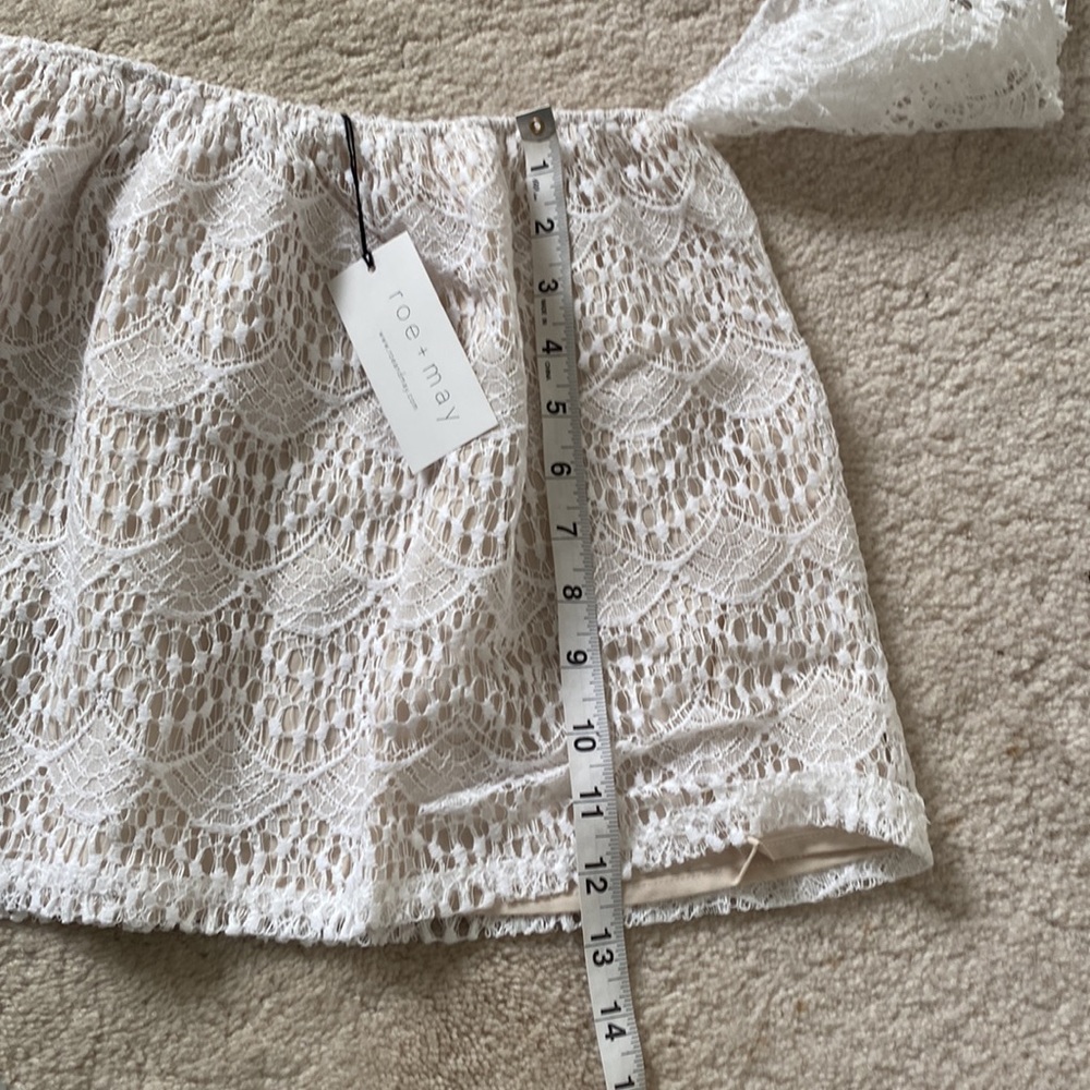 🥭 (4 for $15) ROE+MAY Lacy Off the Shoulder Crop Top - Picture 5 of 9